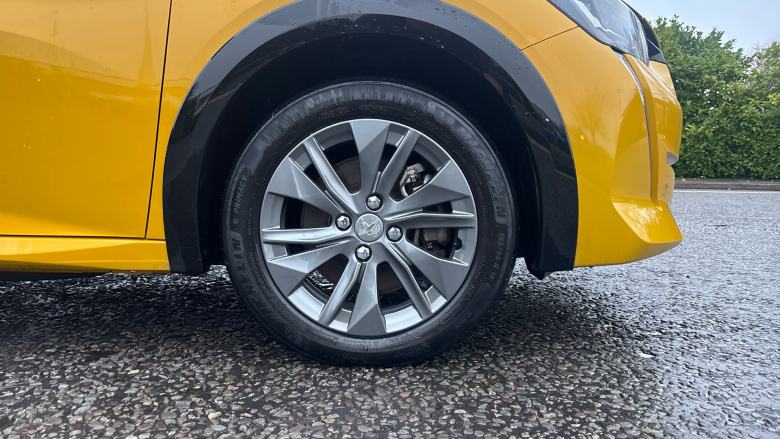 Peugeot 208 100kW Allure Premium + 50kWh 5dr Auto Electric Hatchback